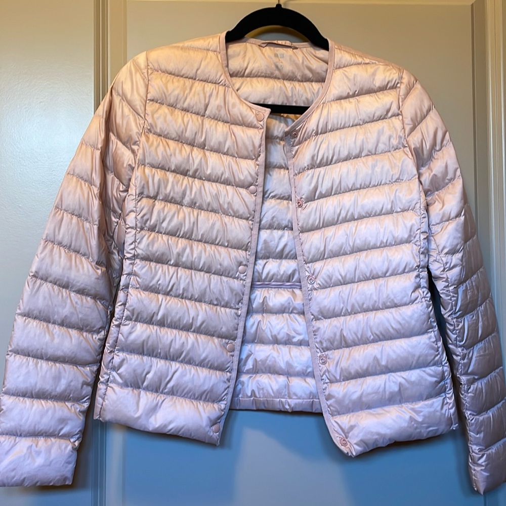 Uniqlo down puffer jacket, excellent used condition, size XS, light pink